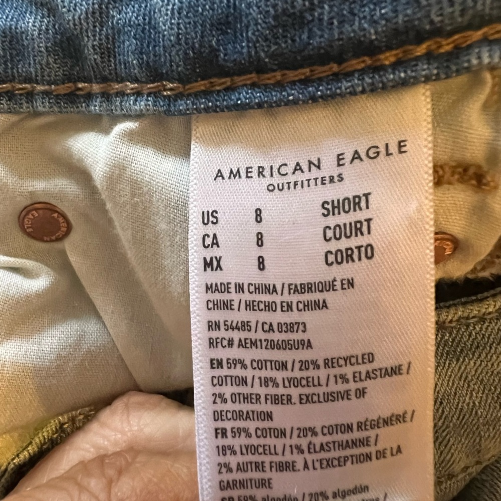 American Eagle low rise baggy stretch wide leg patchwork jeans size 8 short. - Picture 8 of 12